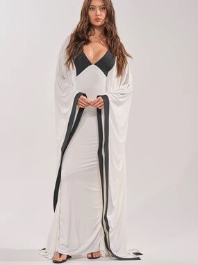 akira kyla lace maxi dress KYLA LACE MAXI DRESS
